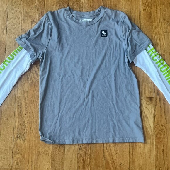 Boys abercrombie kids t-shirts - Size 15/16 - two shirts - Picture 5 of 7